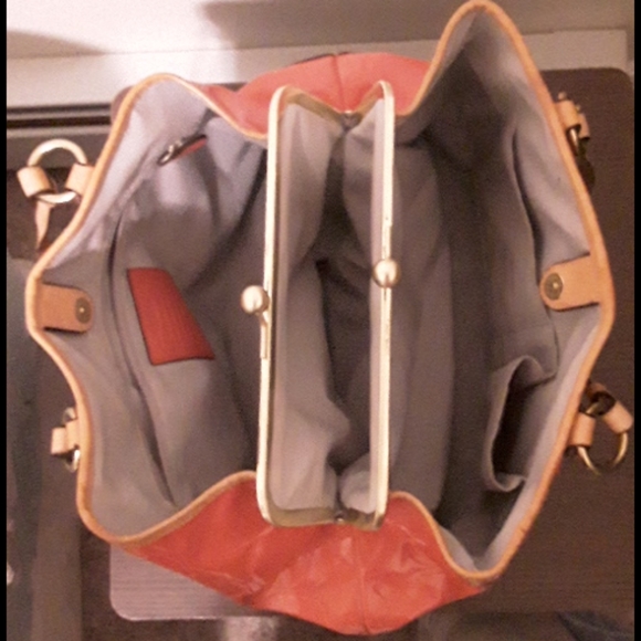 Coach large melon patent leather satchel handbag - Picture 3 of 7